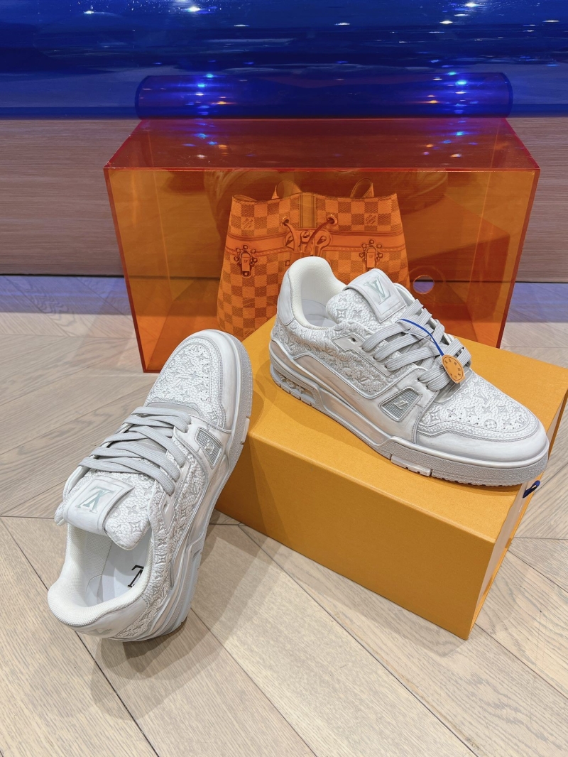 Louis Vuitton Sneakers